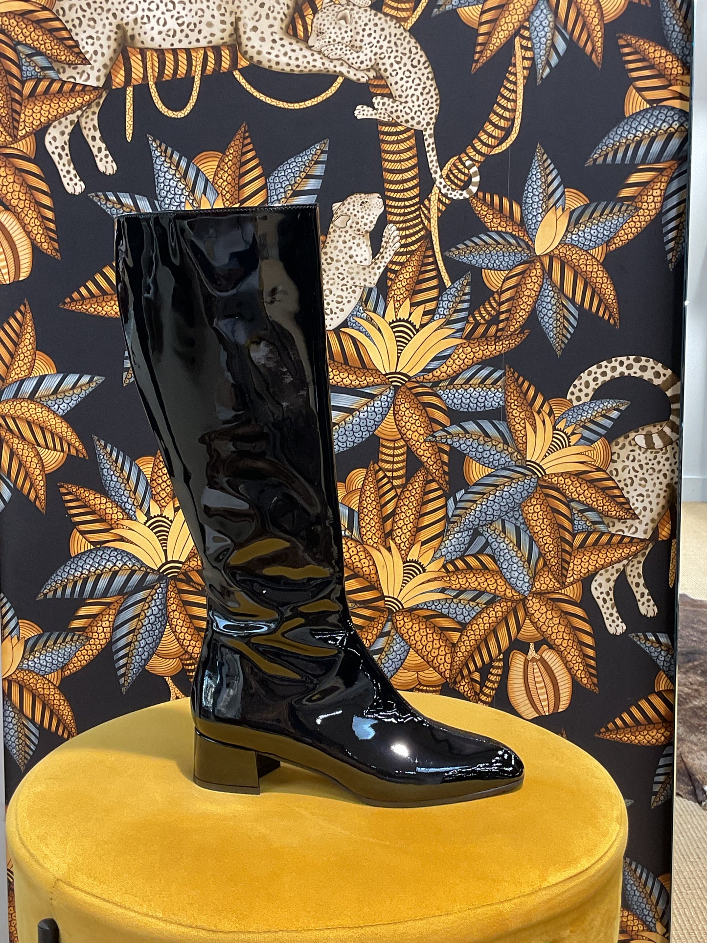 Botte vernis vintage