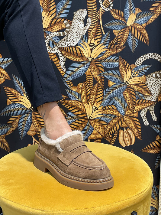 Mocassin Ash fluffy